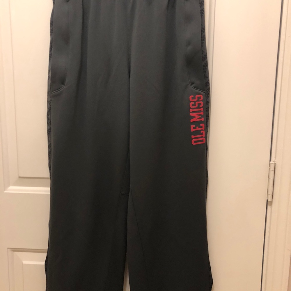 Ole Miss sweats 🔴🔵🔴🔵